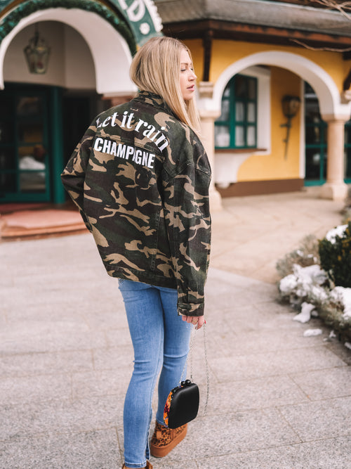 Jeansjacke „Let it rain Champagne“