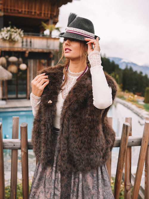 Weste „Cozy Leo“