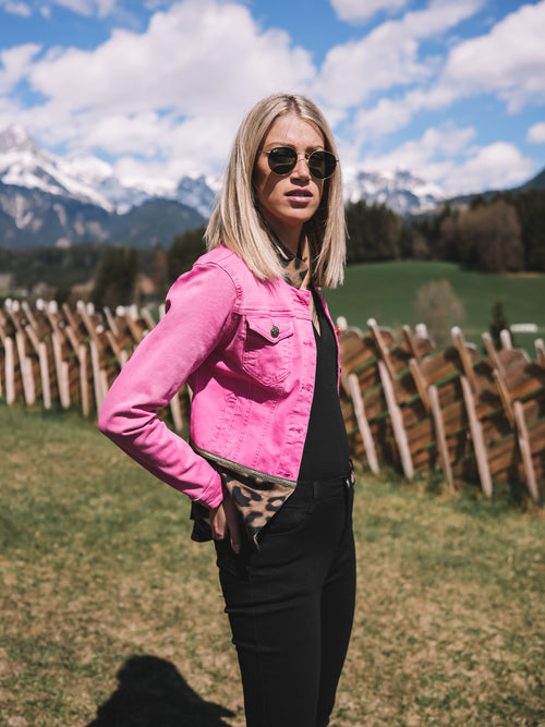 Jeansjacke „Pink Leopard“