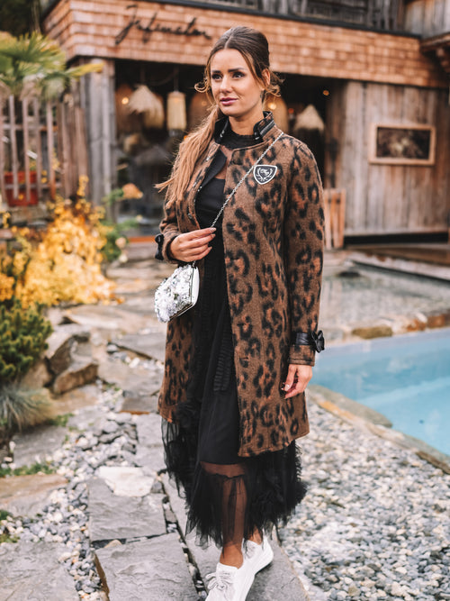 Mantel "Panthera Bow"