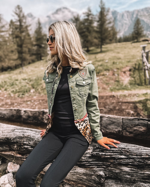 Jeansjacke "Wilde Anmut"