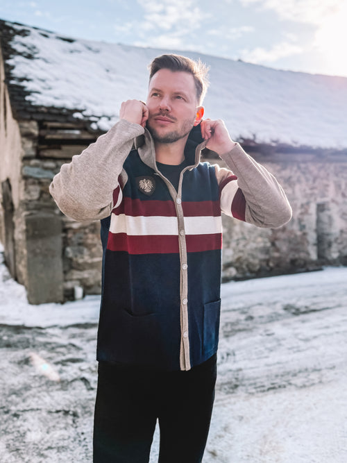 Strickjacke "Iconic Alpine"