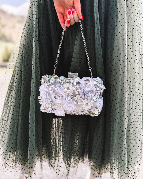 Tasche „Blütentraum“ silber