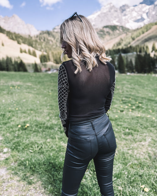 Body „Rebellin der Berge“