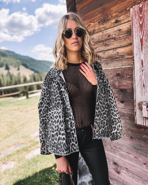 Oversized Jeansjacke „Alpine Leo Glimmer“ grau