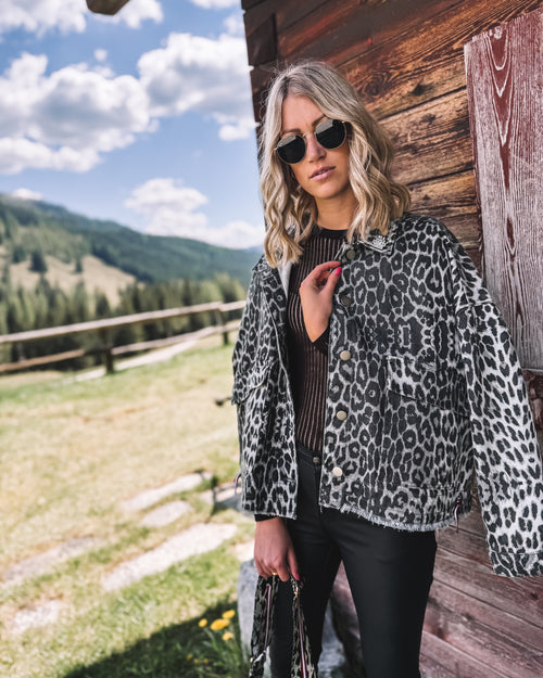 Oversized Jeansjacke „Alpine Leo Glimmer“ grau