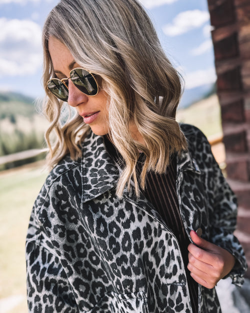 Oversized Jeansjacke „Alpine Leo Glimmer“ grau